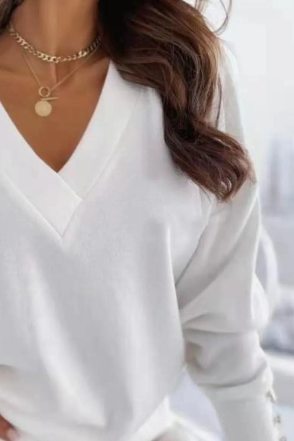 V-Neck Long Sleeve Sweatshirt | STAHlin RADIANCE