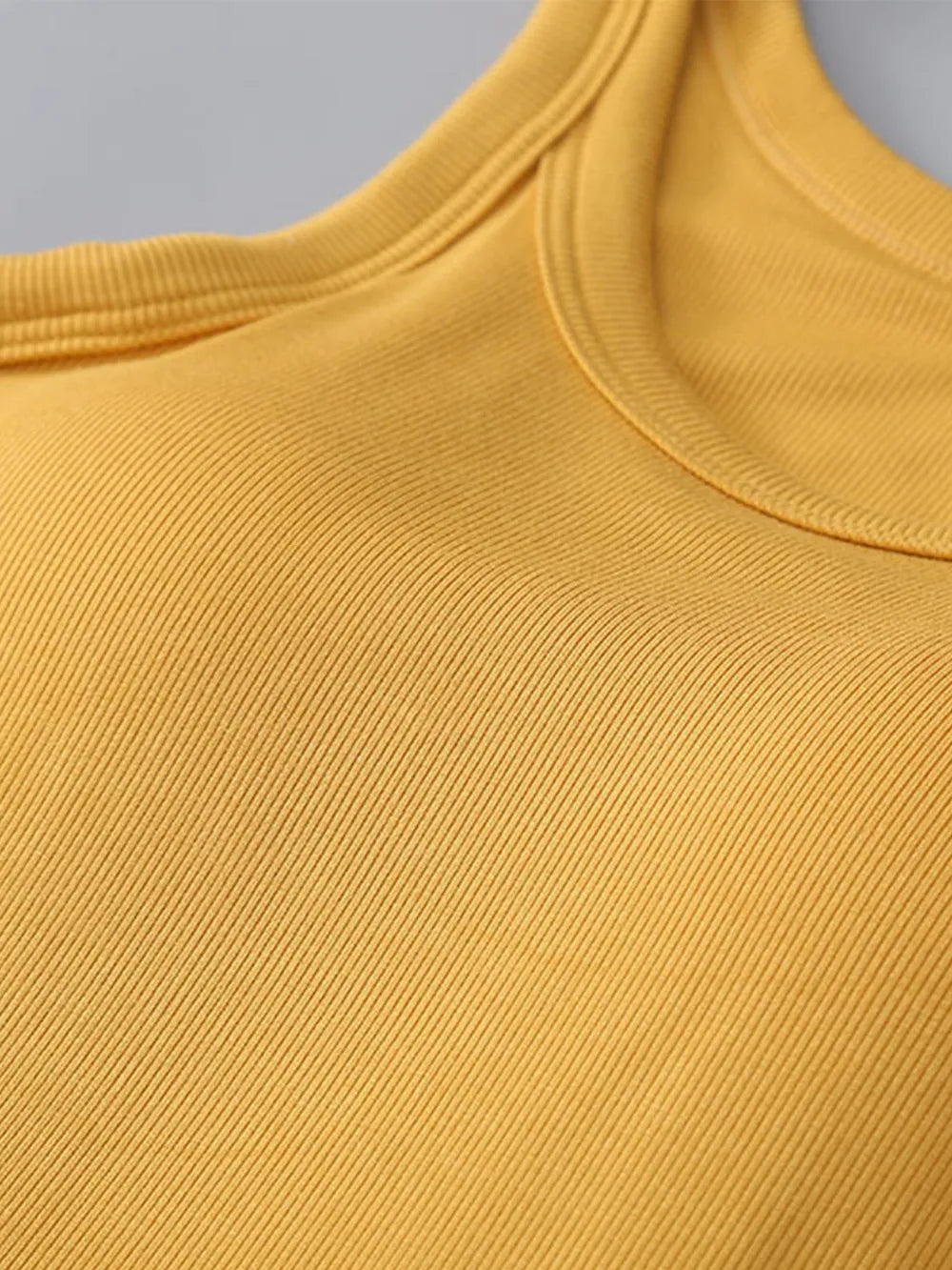 Round Neck Tank with Bra | STAHlin RADIANCE