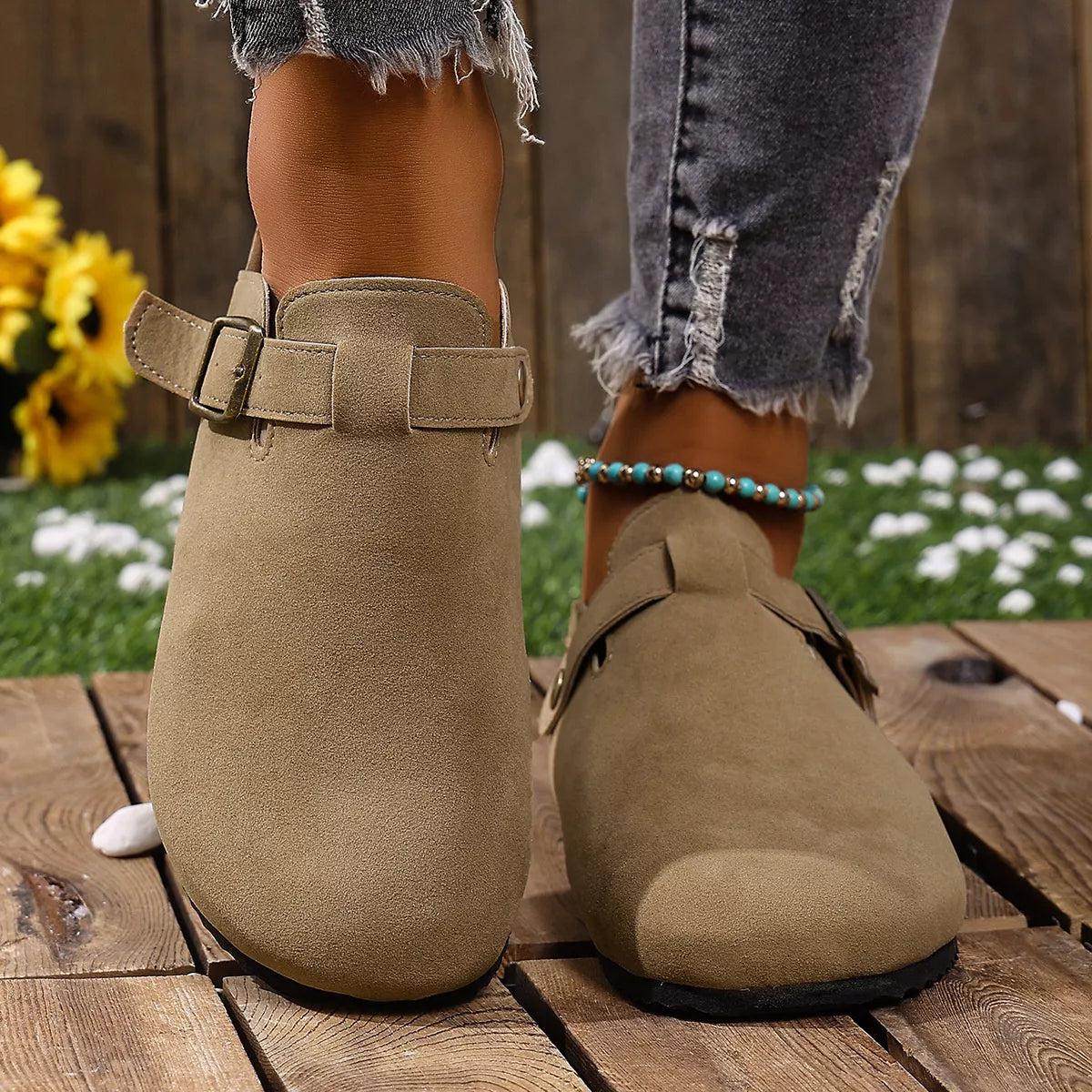 Round Toe Slip-Ons | STAHlin RADIANCE