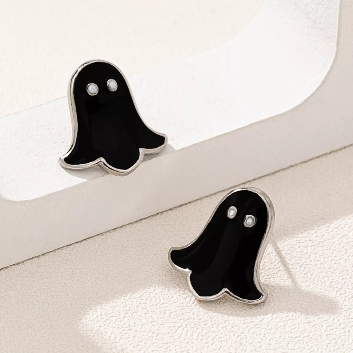 2 Pair Halloween Ghost Stud Earrings | STAHlin RADIANCE