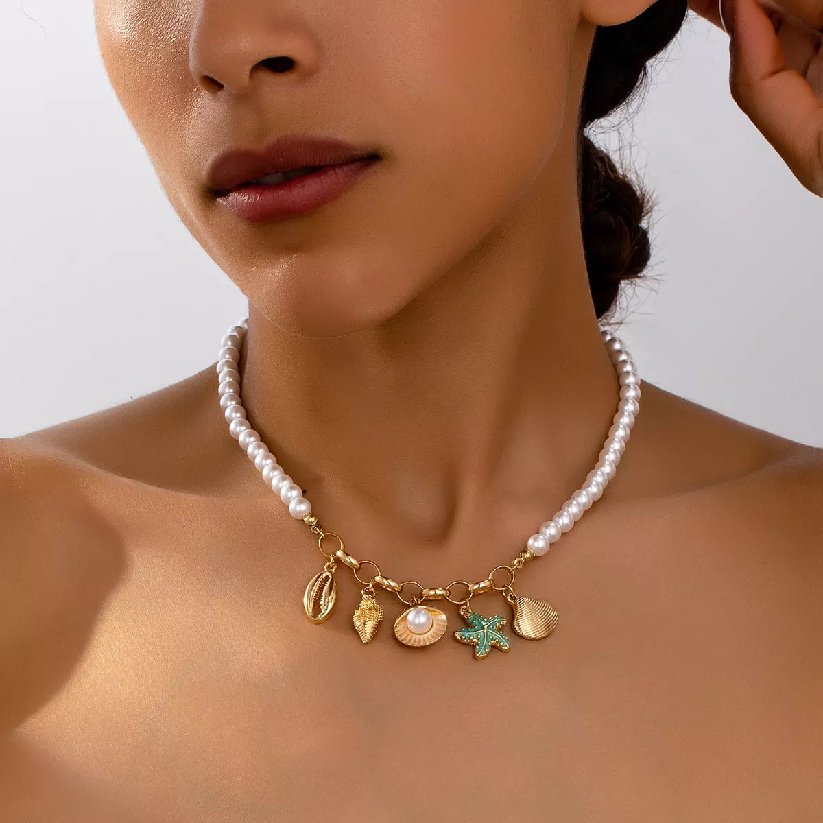 Ocean Series Charm Pearl Necklace | STAHlin RADIANCE