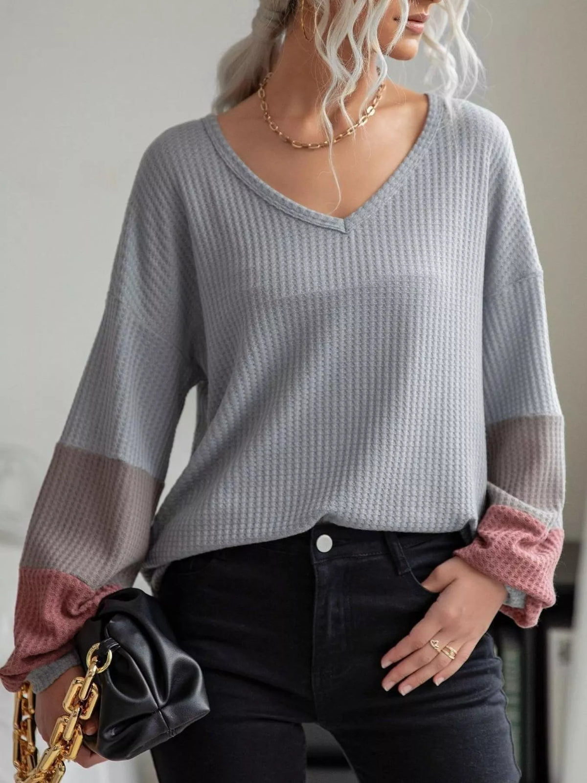 V-Neck Waffle Knit Long Sleeve T-Shirt | STAHlin RADIANCE