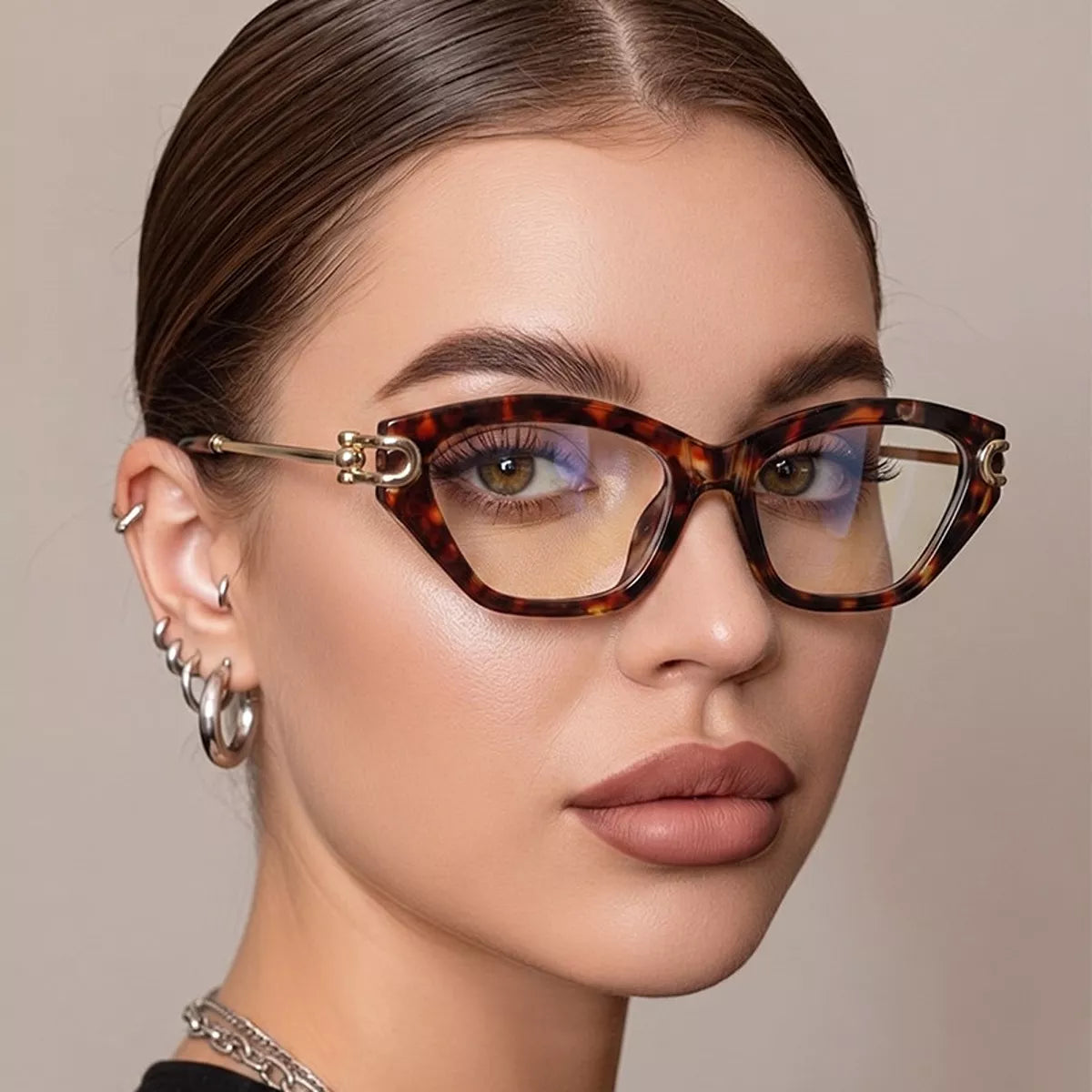 UV Protection Cat-Eye Sunglasses | STAHlin RADIANCE