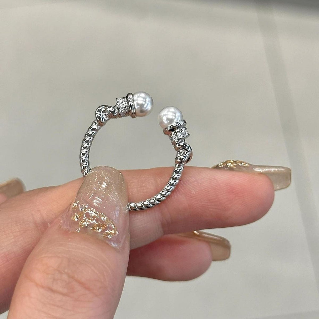 The Pearl Cuff Ring | STAHlin RADIANCE